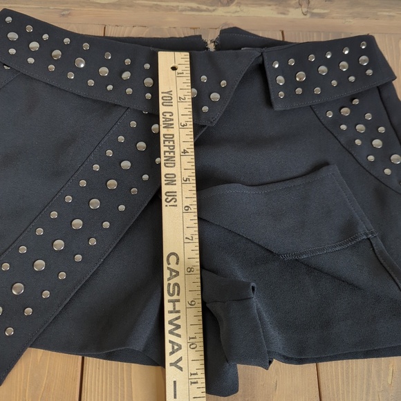 Guess Black Silver Studded Wrap Front Shorts Skort Punk Goth Festival - Picture 4 of 9